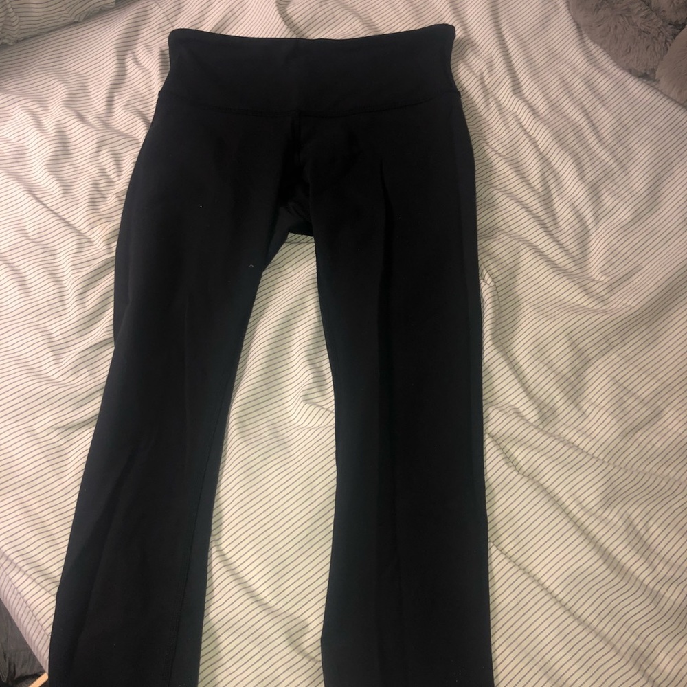 Lululemon Wunder Under Crop Leggings (size 4)
